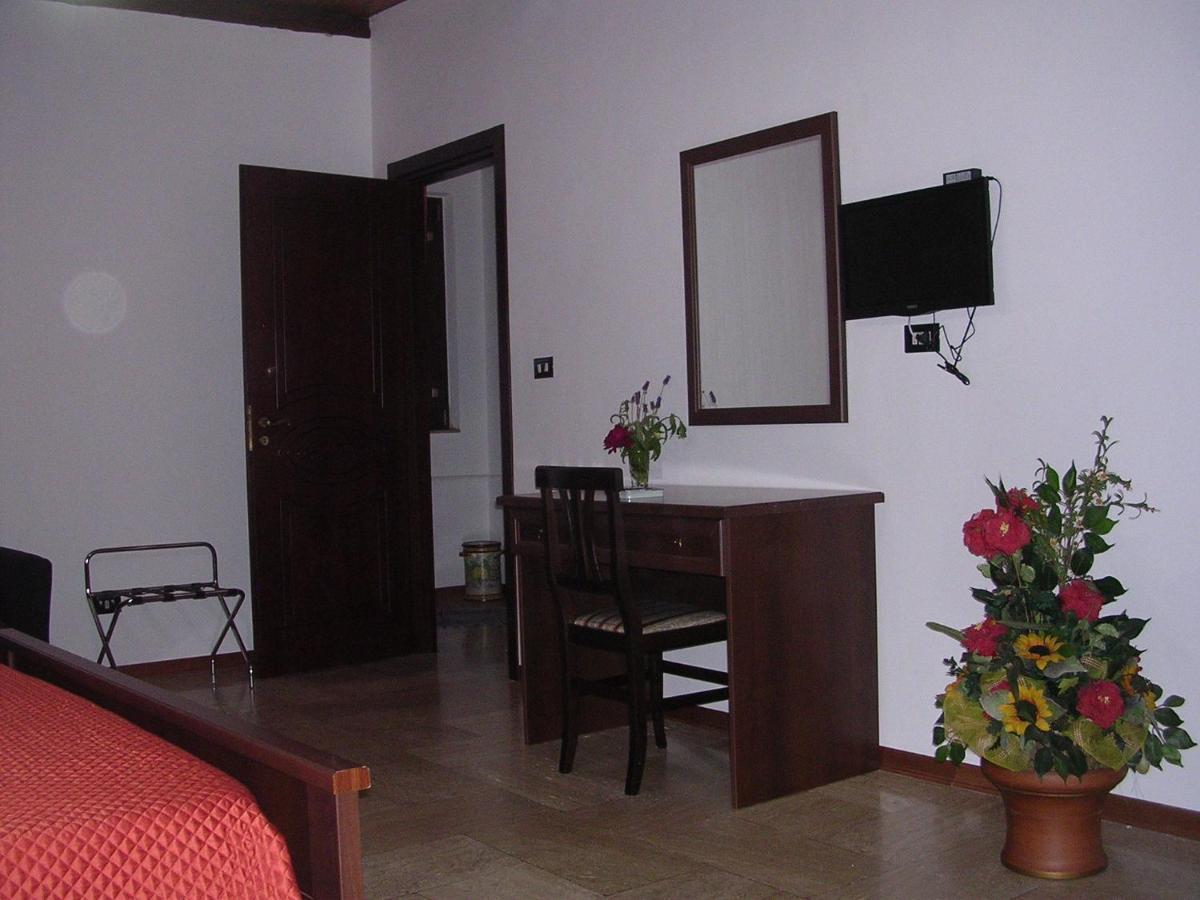 Il Mirto E La Rosa Bed & Breakfast Agrigento Cameră foto